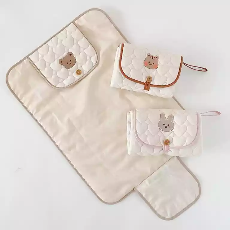 Matelas à langer portable pliable pour bébé